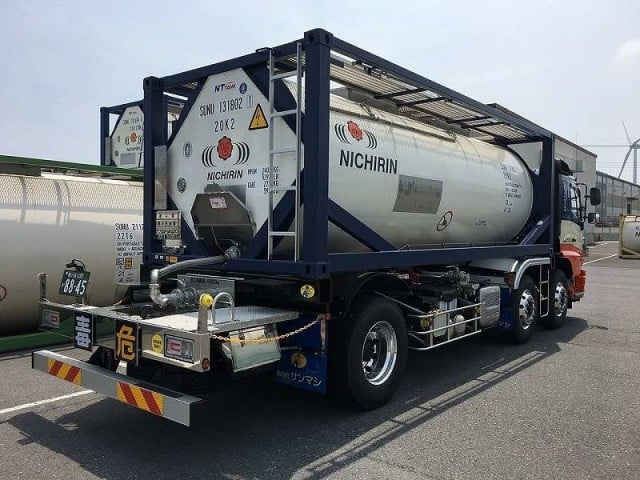 特許】コンテナ積載車輌|タンクローリー及びステンレス部品の設計・製作、ISOタンクコンテナのリース・法定検査は 株式会社サンマシへ! 東急 コンテナシャーシ 丸形テール